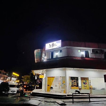 Mj Inn Ranau Zewnętrze zdjęcie